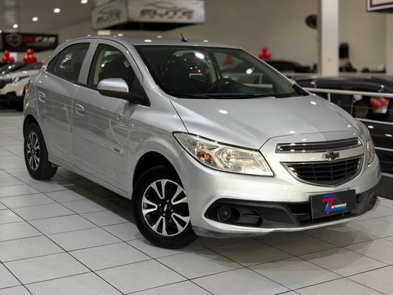 CHEVROLET ONIX 1.0 MPFI LT 8V FLEX 4P MANUAL CHEVROLET ONIX 1.0 MPFI LT 8V FLEX 4P MANUAL